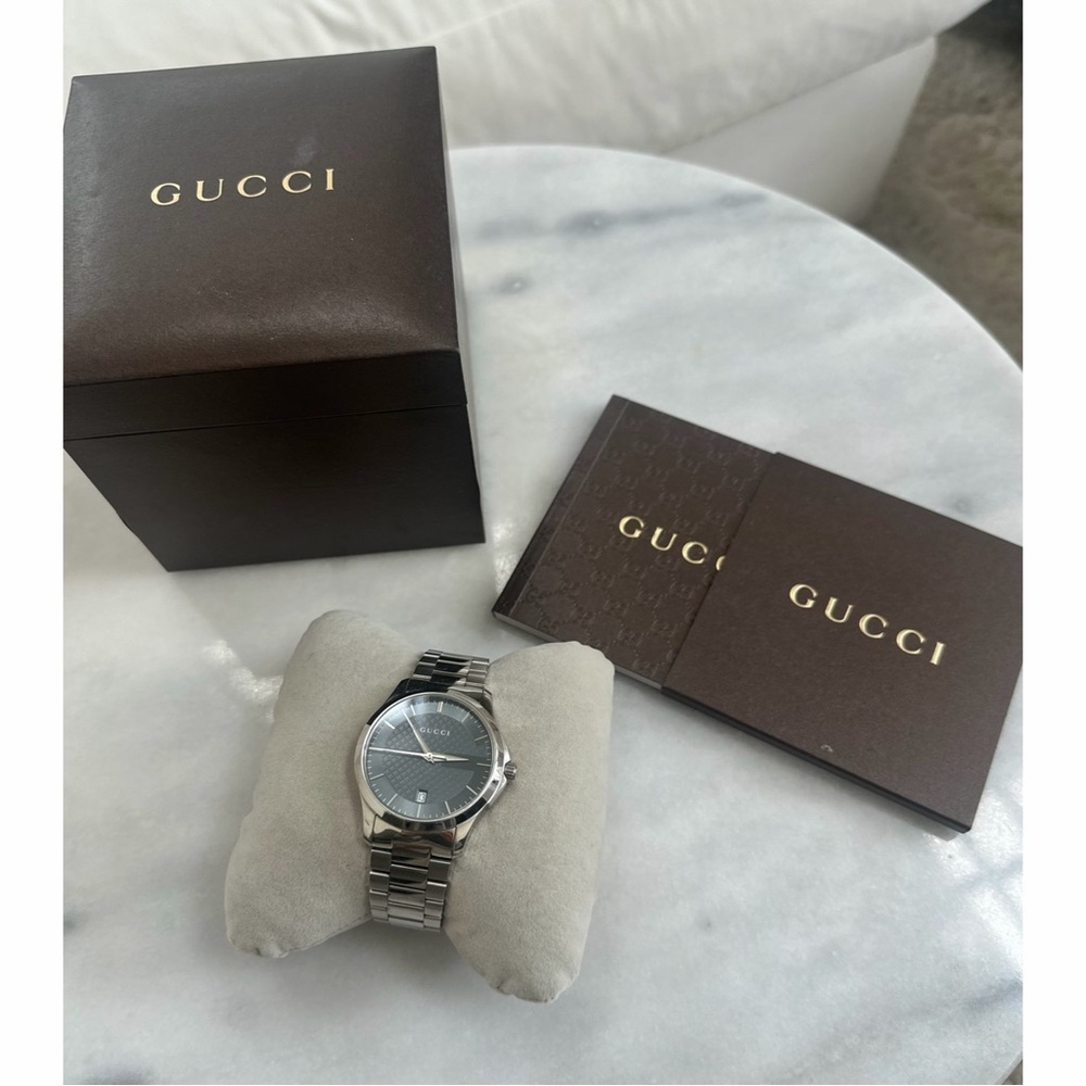 Gucci Watch - Picture 3 of 5